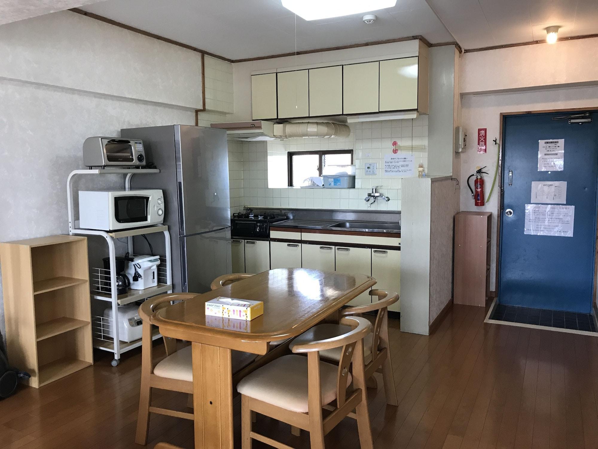 Weekly Harbourview Mansion Main Building Apartment Naha Bagian luar foto